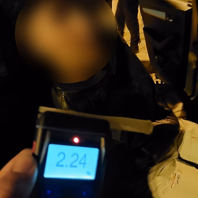 V�ichni ú�astníci poty�ky v Pardubicích nadýchali p�es dv� promile. (14. dubna...