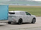 �pioná�ní snímky prototypu sedmimístného elektrického SUV �kody vycházejícího...