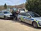 Policist dnes po poledni vyjdli do firmy v Jloviti u Prahy k postelenmu...