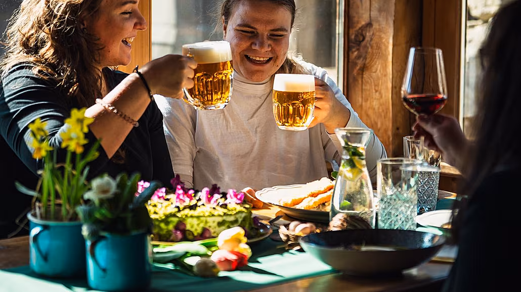 Restaurace V Ruthardce láká na skv�lé jídlo, vychlazené pivo a krásné posezení.