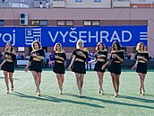 Film Vyehrad Dvje vrcholí fotbalovým zápasem. Show je i poloasová pestávka.