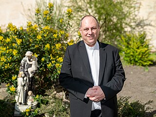 Fará Petr Bulvas slouí v Uherském Hraditi. (duben 2025)