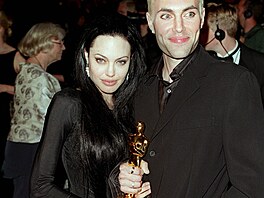 Angelina Jolie a James Haven