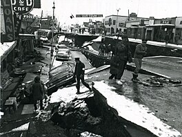 Naopak v oblasti kolem Turnagain Arm, u dne�ního resortu Girdwood a m�sta duch�...