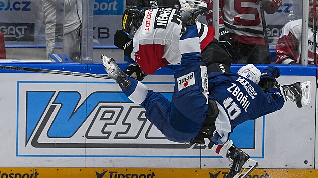 David N�me�ek ze Sparty tvrd�m hitem sr�� Adama Zbo�ila z Komety.