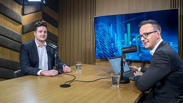 Hostem po�adu Rozst�el je burzovn� makl�� Martin Uher. (14. dubna 2025)