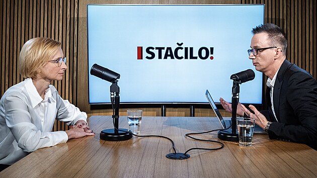 Hostem poadu Rozstel je Kateina Konen, europoslankyn a pedsedkyn KSM, kter se zamuje na otzky sociln spravedlnosti a evropsk politiky. Moderuje Vladimr Vokl.