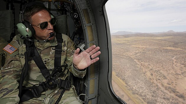 O bezpe�nost na hranic�ch s Mexikem se nov� star� americk� arm�da. (3. dubna 2025)