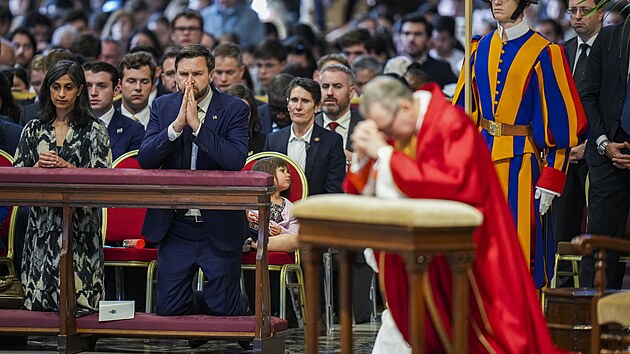 Vance, İtalya'yı ziyaret sırasında diplomatik bir tuzağa neden oldu