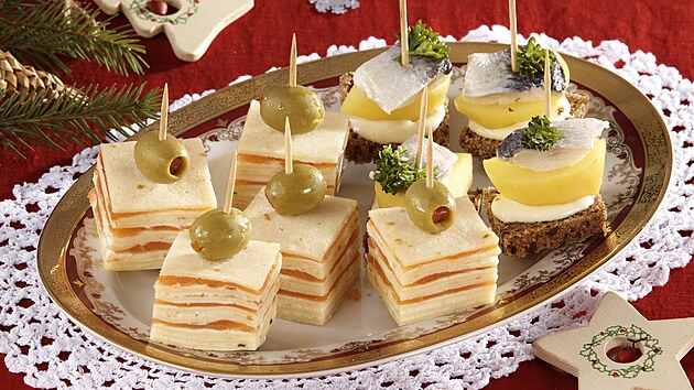 Palainkové kanapky s lososem