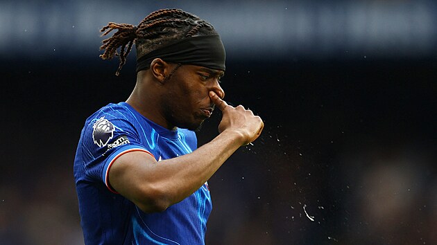 Noni Madueke z Chelsea v z�pase proti Ipswichi.