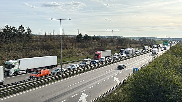 Nehoda uzavela Prask okruh ve smru na Brno. (10. dubna 2025)