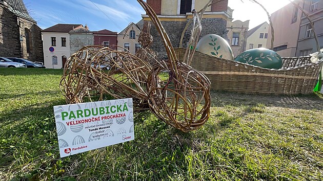 V Pardubicch padl nov rekord, u Zelen brny vznikl nejvt proutn ko v republice. (11.dubna 2025)