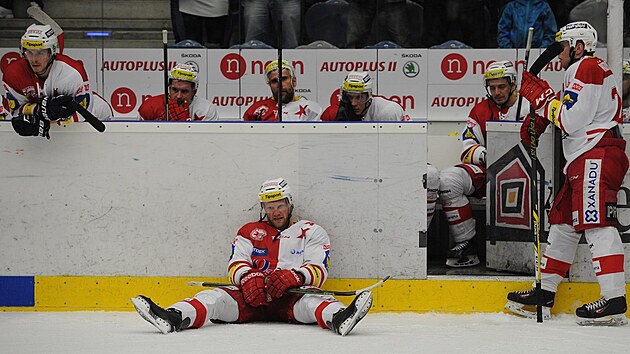 Slávisté smutní po sestupu z hokejové extraligy.