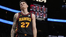 Basketbalista Vít Krejí z Atlanty v utkání proti Miami.