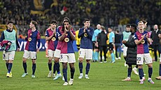 Fotbalisté Barcelony po prohe na hiti Dortmundu.
