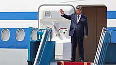 ínský prezident Si in-pching odlétá z Hanoje. (15. dubna 2025)
