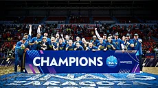 Basketbalistky USK Praha slaví výhru v Eurolize.