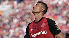 Úto�ník Patrik Schick z Leverkusenu reaguje v utkání proti Unionu Berlín.