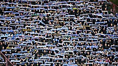 Fanou�ci ostravského Baníku v utkání s Duklou.