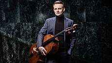 Uznvan violoncellista Jan Zvina.