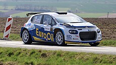 Václav Pech a Petr Uhel na citroenu C3 p�i testovací jízd� nedaleko Miro�ova na...