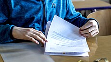 První kolo p�ijímacích zkou�ek na St�ední odborné �kole Drtinova v Praze. (11....