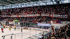 Olomoucké choreo na utkání s Jihlavou odkazující na známou píse.