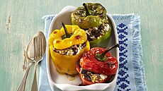 Papriky pln�n� �paldou a koz�m s�rem