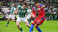 Brazilec Cadu se sna�í pokrýt si mí�.