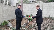 Praha 4 nechala ulo�it ostatky padlých, které se na�ly p�i rekonstrukci...