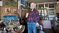 Malí Petr Herzig Dubický ve svém ateliéru