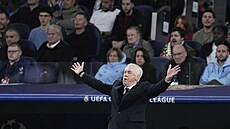 Kou� fotbalist� Realu Madrid Carlo Ancelotti b�hem odvety �tvrtfinále Ligy...