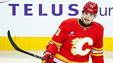 Adam Klapka v dresu Calgary Flames
