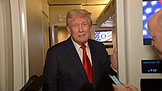 Spát nepot�ebuju, nabíjí m� práce, chvástal se Trump