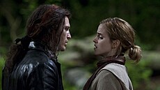 Nick Moran a Emma Watsonová ve filmu Harry Potter a Relikvie smrti - �ást 1...