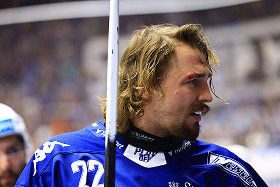 Kristián Pospí�il z Komety Brno dohrál �tvrté finále extraligy proti Pardubicím...