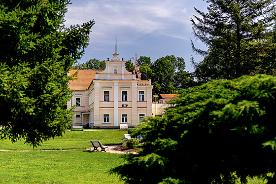 Lázn� M�ené mají bohatou historii. Do kdy sahá a jak lázn� vznikly?