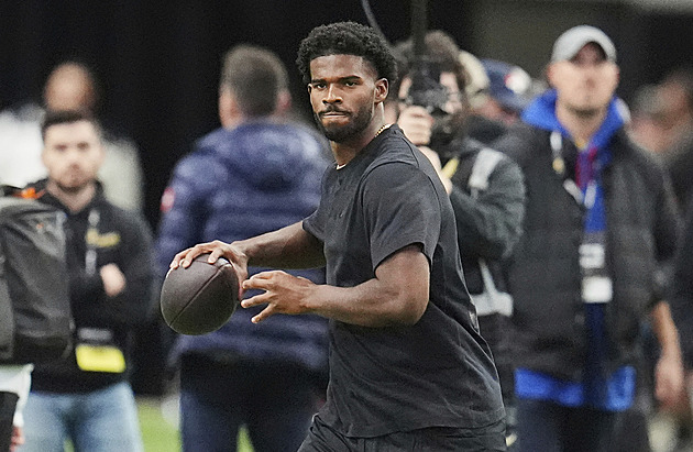 Mladou hvězdu napálili a nikdo ji nechtěl. To jste hloupí? ptá se Trump šéfů NFL