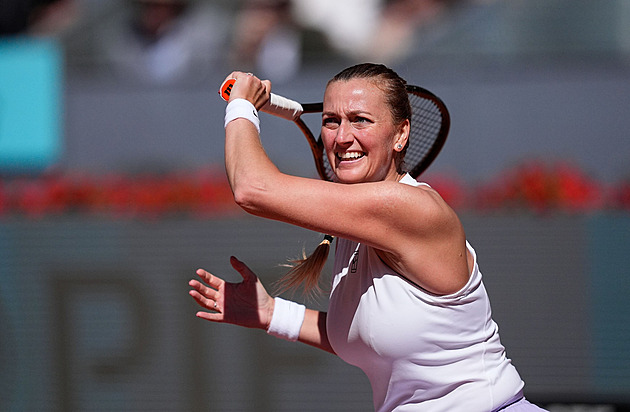 Roland Garros ONLINE: Kvitová vede nad Golubicovou, představí se další čtyři Češi