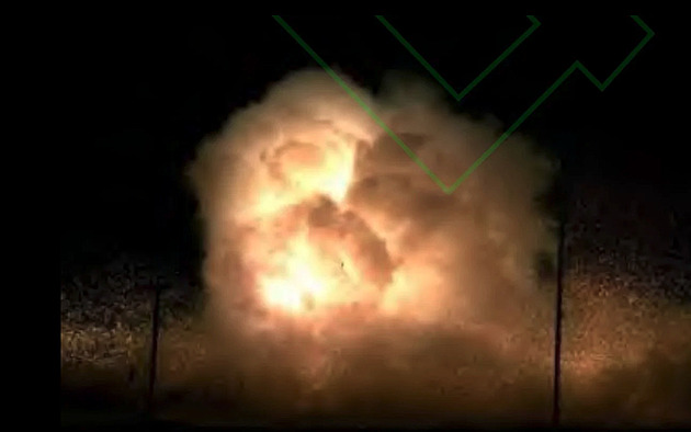 Bílá žhavá koule, která rozpoutá peklo na zemi. Čína úspěšně testuje novou bombu