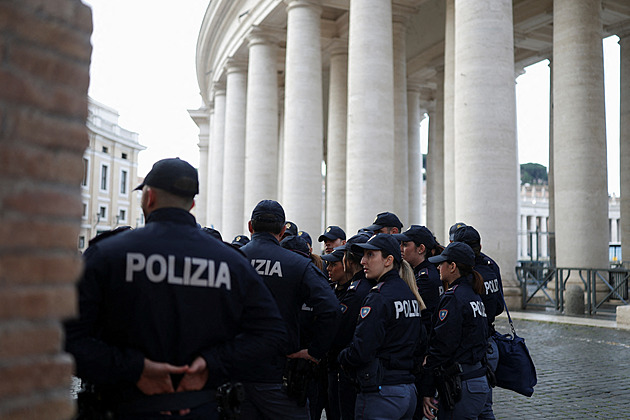 Loučení s papežem Františkem skončilo. Vzdalo mu hold 250 tisíc lidí