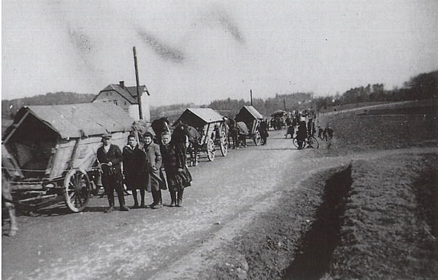 Uprchlíci ze Slezska p�i putování Jesenickem.