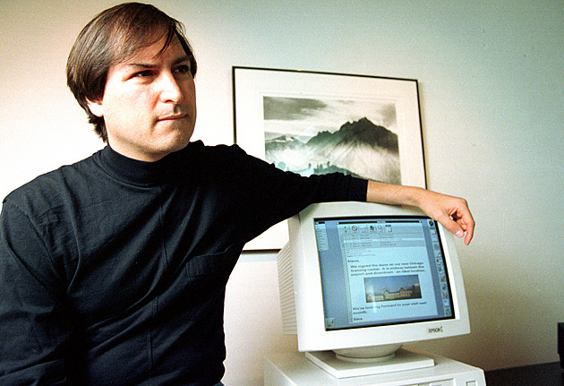 Steve Jobs miloval roláky. Ve skříni jich měl sto, inspiroval se Japonskem