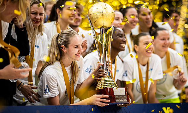 USK a Žabiny lákají na kvalitní mač. Myslíte na něj od podpisu v Česku, líčí Spanuová