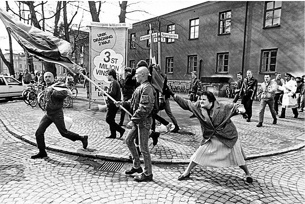 V roce 1985 po�ídil fotograf Hans Runesson ve m�st� Växjö na jihu �védska...