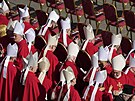 Na nám�stí svatého Petra ve Vatikánu probíhá poh�eb pape�e Franti�ka. (26....