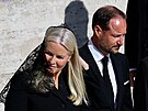 Norský korunní princ Haakon a korunní princezna Mette-Marit p�ichází p�ed...