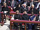 Ukrajinský prezident Volodymyr Zelenskyj na poh�ební m�i pape�e Franti�ka ve...