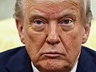 Americký prezident Donald Trump v Oválné pracovn Bílého domu ve Washingtonu....